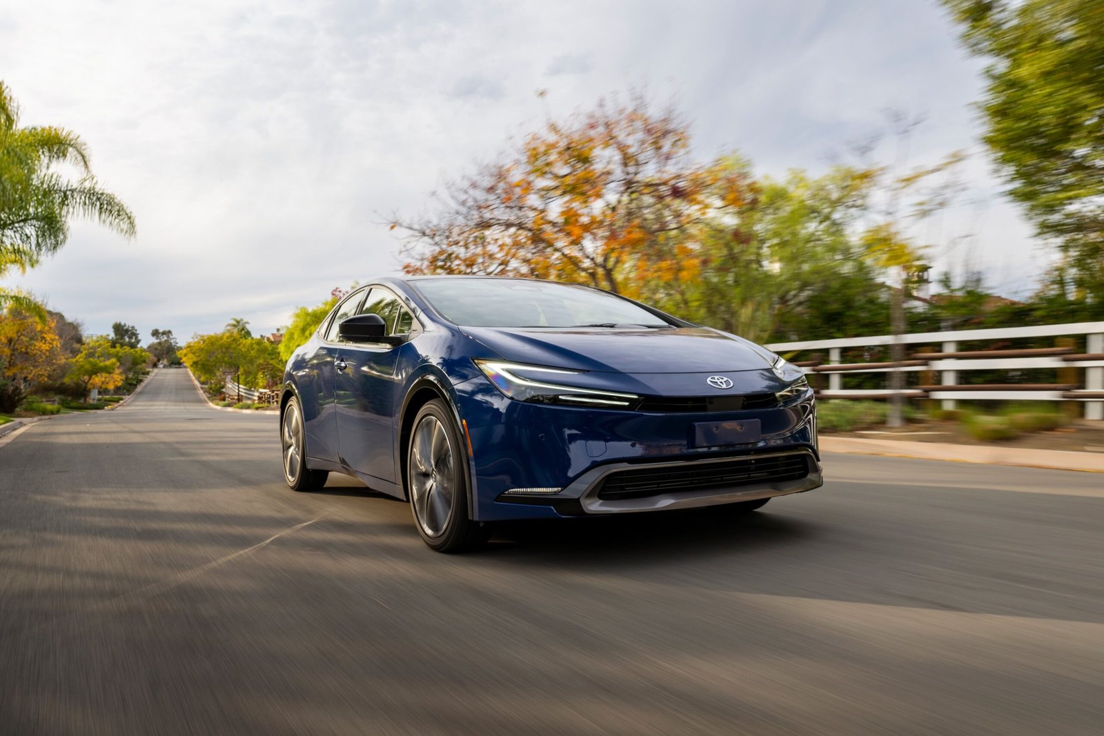 Best Hybrid Cars for Long Commutes